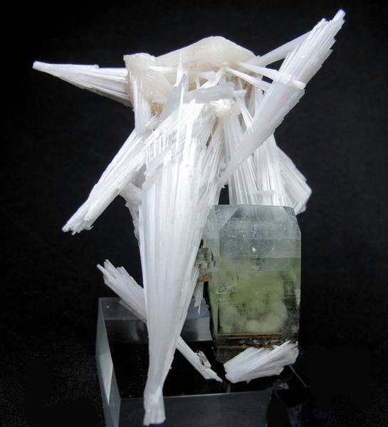 Apophyllite Crystal Cluster on Stilbite — Specimen Grade