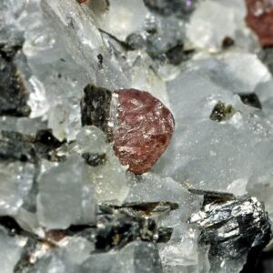 Rhodolite Garnet Crystal — Specimen Grade